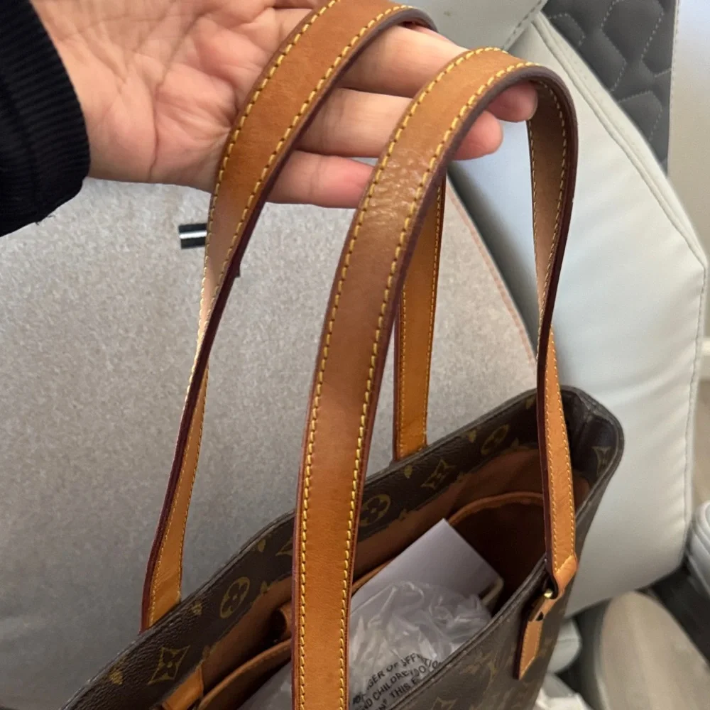 👜 Louis Vuitton Cabas Mezzo (Monogram Tote)
